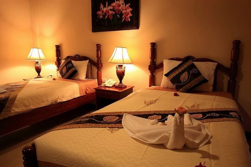 Pranang Flora House Hotel Ao Nang Buitenkant foto