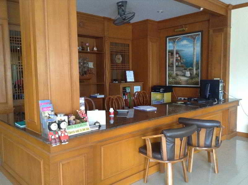 Pranang Flora House Hotel Ao Nang Buitenkant foto